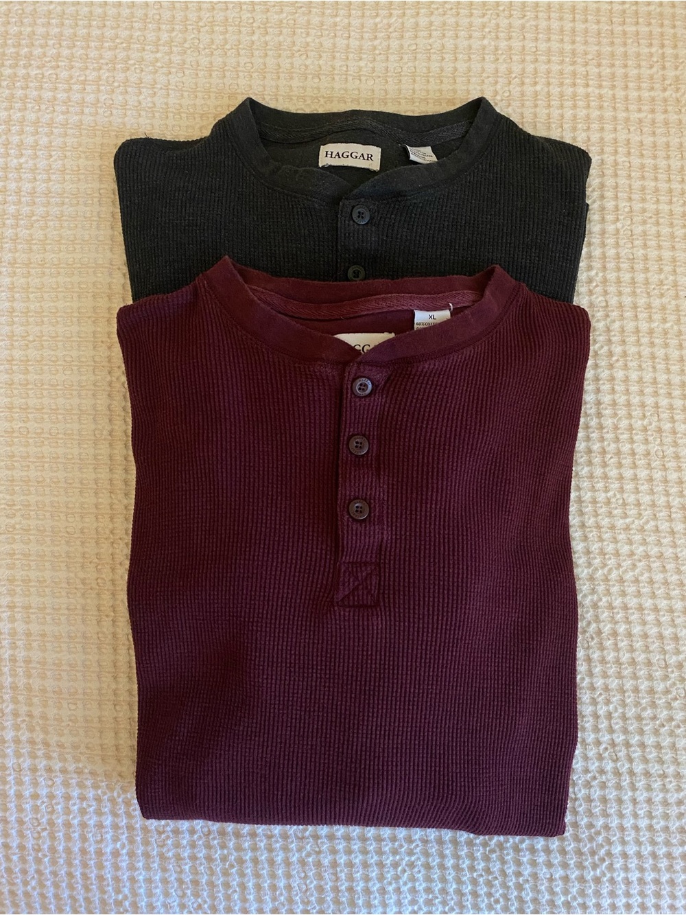 HAGGAR Set of 2 Cotton-Blend Henleys in Dark Heathered Grey & Burgundy - XL